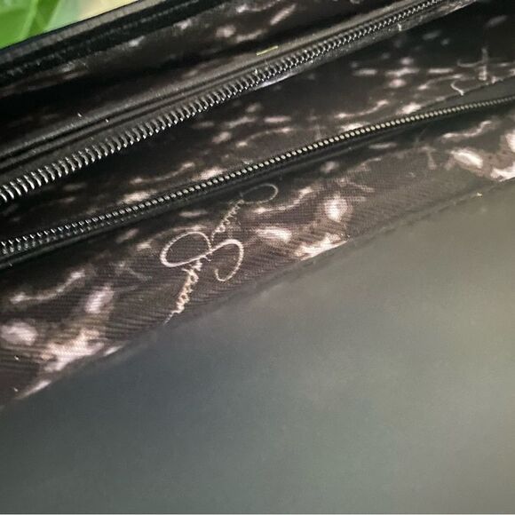 Jessica Simpson Wallet New - Picture 3 of 3